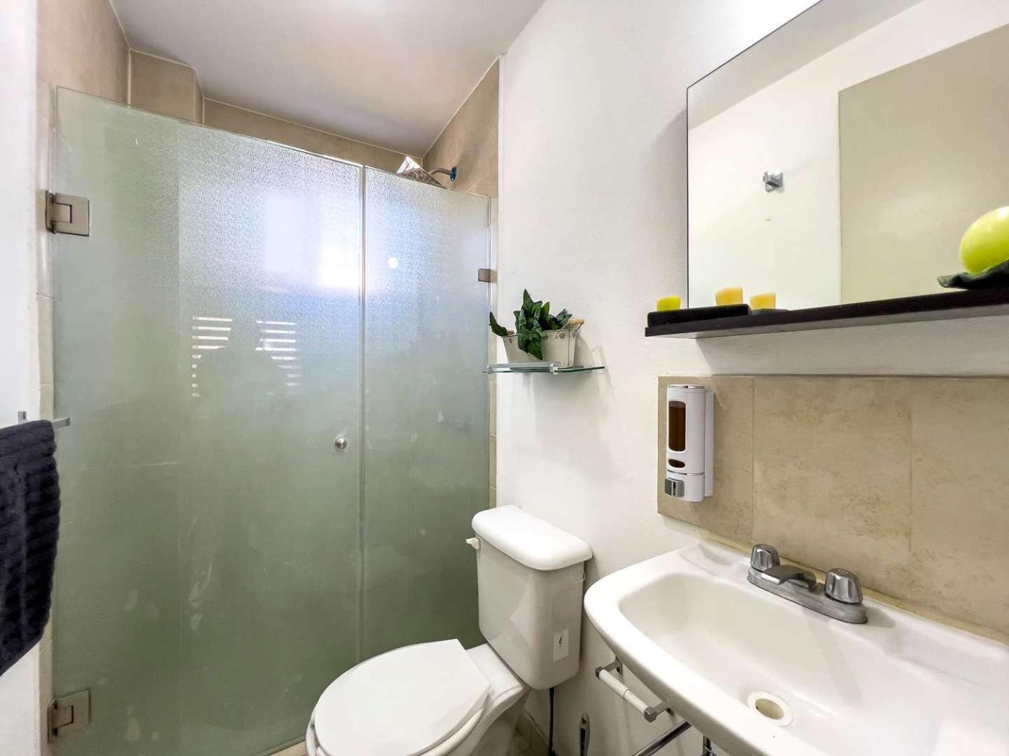 Appartement New Poliforum 2br Modern *